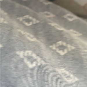 Meet your Posher, Kenneth